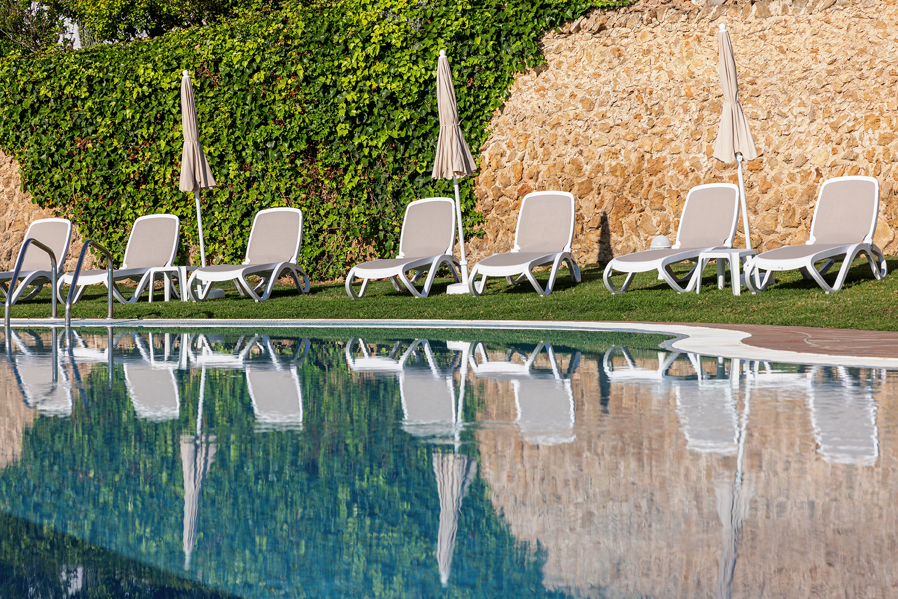 004_alta_mahon Piscina.jpg
